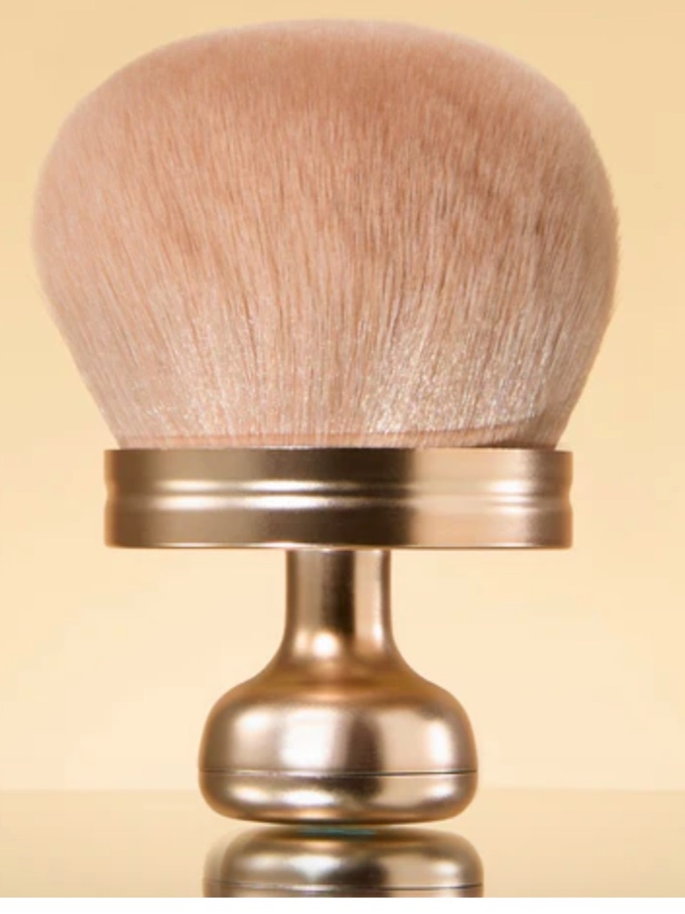 Kopari Sun Veil Kabuki Body Brush